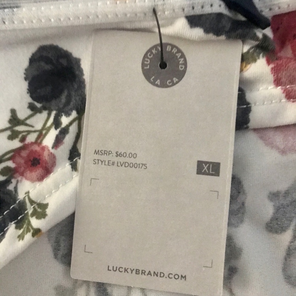 Lucky Brand NWT Set of 5 Super Soft Bikinis Sz XL - Picture 3 of 4